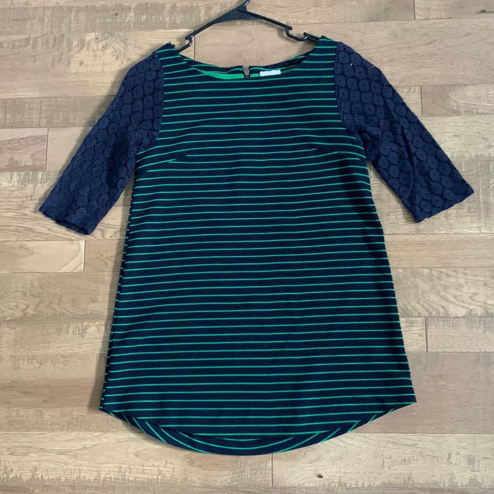 Anthropologie shirt. XS.